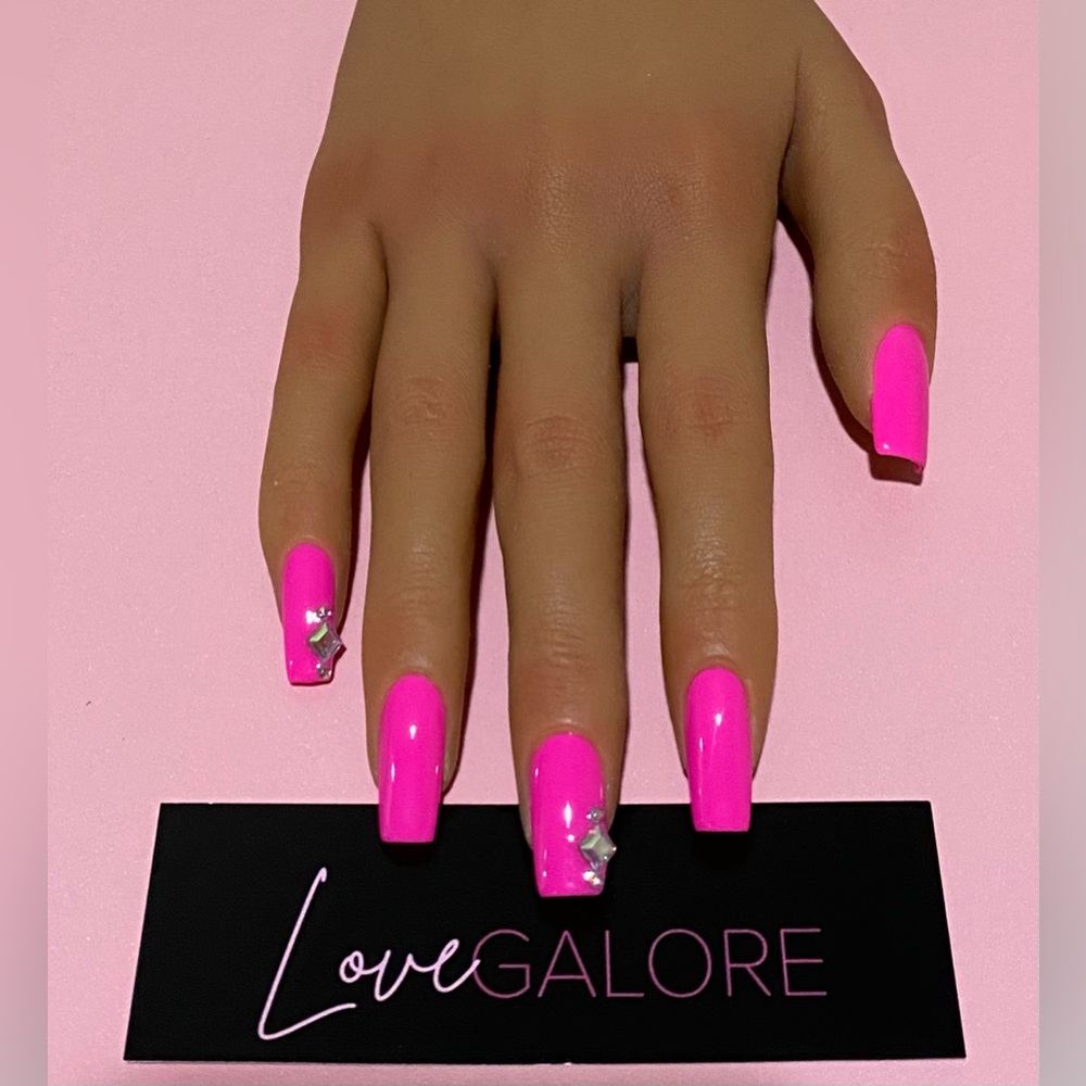 Hand Crafted Wicked Movie themed Medium Square Pink Love Galore Press On Nails